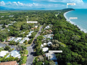 Spindrift Townhouse 3 - The Coral Sea At Your Door